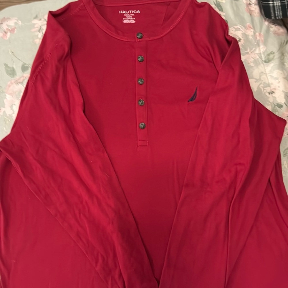 Never worn men’s medium nautica long sleeve shirt sleep shirt